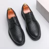 Sapatos masculinos de couro Oxford para homem maduro, sapatos sociais, casual, negócio, dedo apontado, vestido, dirigindo, trabalhando, nova moda, 2024