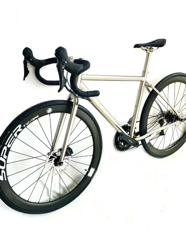 Bicicleta De Cascalho De Liga De Titânio, bicicleta De Corrida De Estrada De 22 Velocidades, freio De Disco, preço De Fábrica, 700C - Image 3