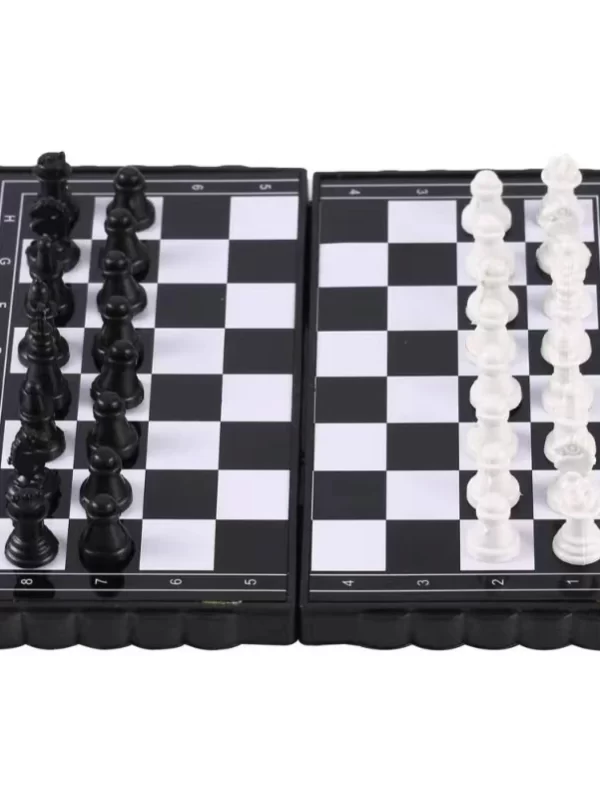 Mini Conjunto De Xadrez Magnético Dobrável Magnético Plástico Tabuleiro Jogo Portátil Kid Toy Portátil Ao Ar Livre - Image 3